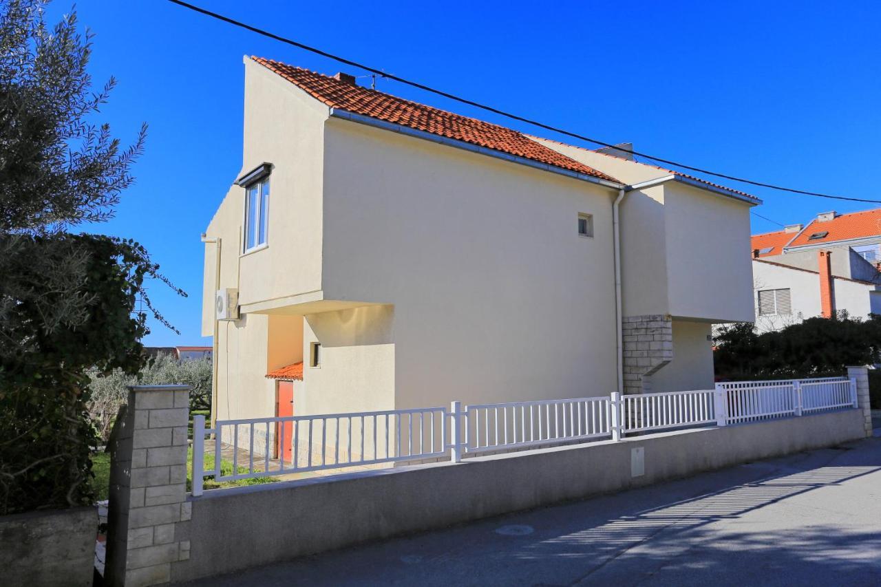 Apartments With A Parking Space Kastel Gomilica, Kastela - 19248 Zewnętrze zdjęcie